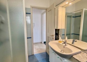 Bagno - Appartamento via Torino, 43, Biella - foto 31