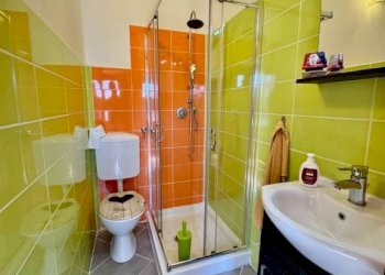 Bagno - Villa a Schiera via della Vittoria, 108, frazione Chiavazza, Biella - foto 13