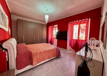 Camera da letto - Villa a Schiera via della Vittoria, 108, frazione Chiavazza, Biella - foto 19