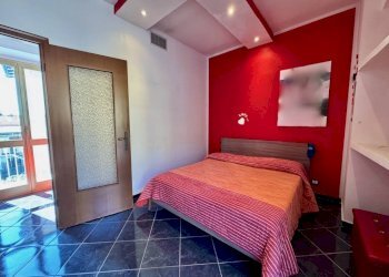 Camera da letto - Villa a Schiera via della Vittoria, 108, frazione Chiavazza, Biella - foto 28