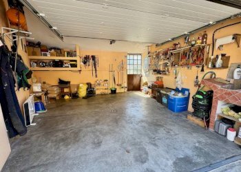 Box auto - Villa a Schiera via della Vittoria, 108, frazione Chiavazza, Biella - foto 35