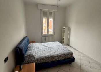 Camera da letto - Three-room apartment via Gaspare Tagliacozzi, 2, Bologna (neighborhood Mazzini) - photo 8
