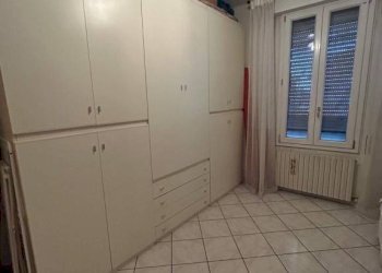 Camera da letto - Three-room apartment via Gaspare Tagliacozzi, 2, Bologna (neighborhood Mazzini) - photo 10