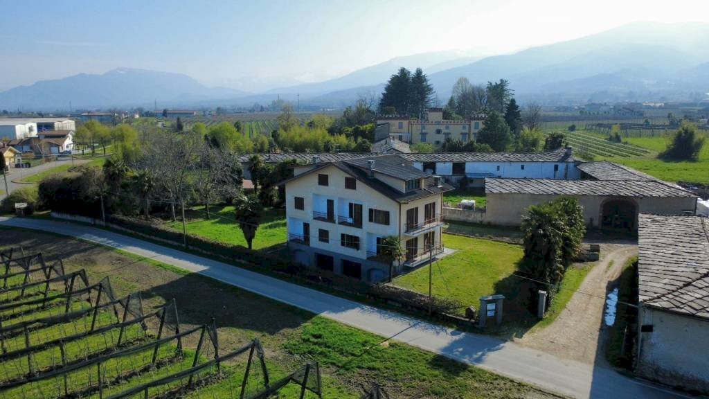 Facciata - Villa via Dino Buffa, 5, Campiglione Fenile - foto 1