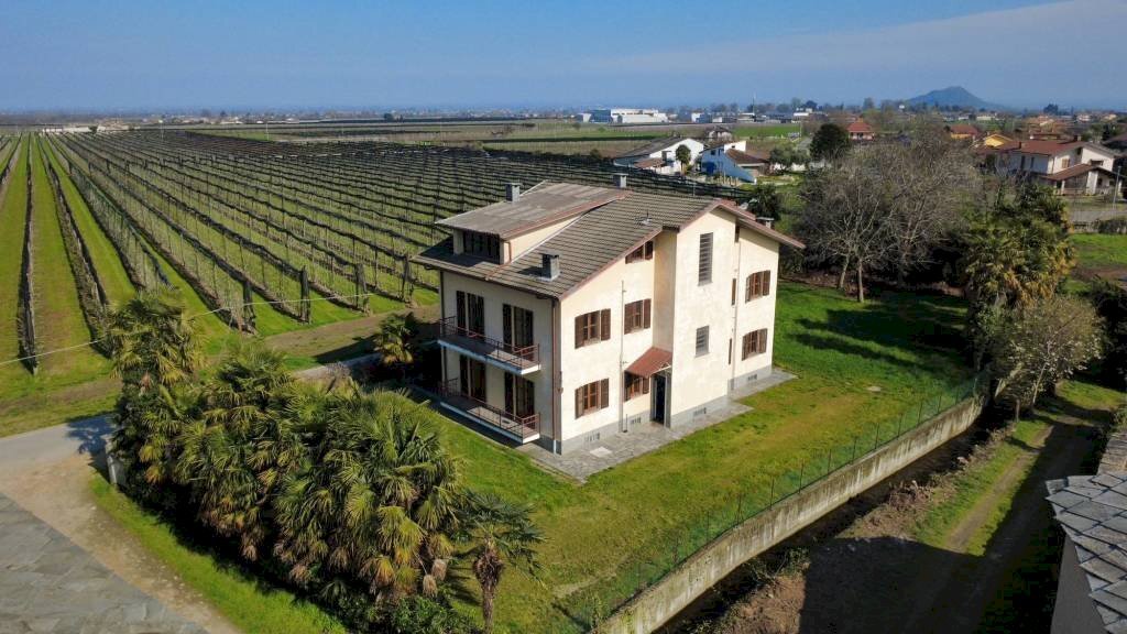 Facciata - Villa via Dino Buffa, 5, Campiglione Fenile - foto 3