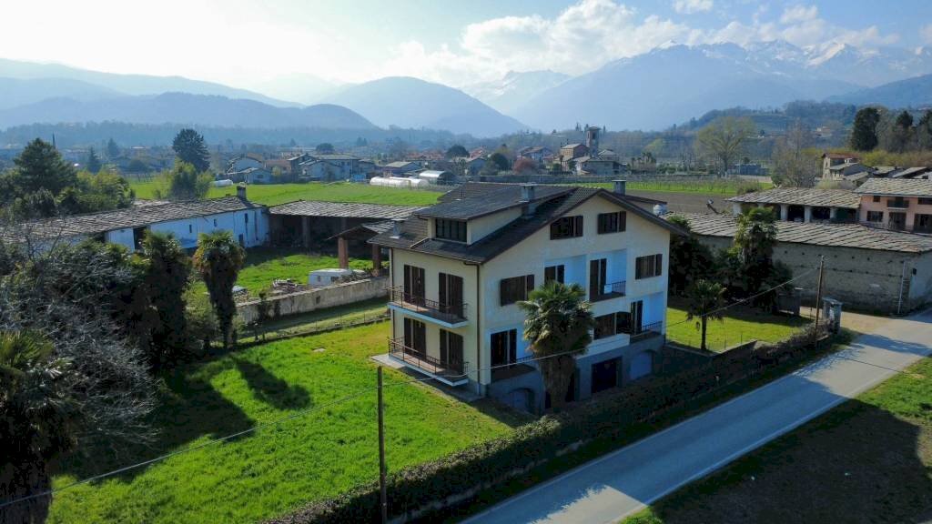 Vista - Villa via Dino Buffa, 5, Campiglione Fenile - foto 1