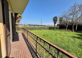 Balcone - Villa via Dino Buffa, 5, Campiglione Fenile - foto 18