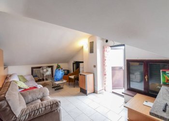 Salone - Villa via Lecco, 14, Erba - foto 4