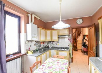 Cucina - Villa via Lecco, 14, Erba - foto 17