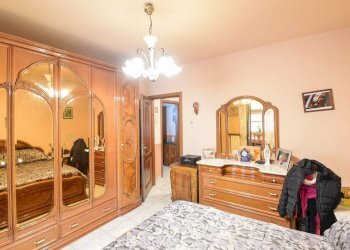Camera da letto - Villa via Lecco, 14, Erba - foto 24