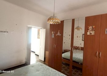 Camera da letto - Appartamento via Verona, Genova (zona Cornigliano) - foto 12