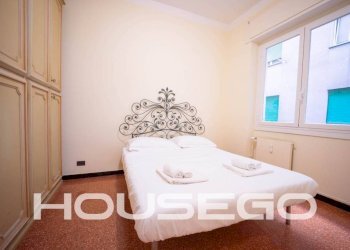 Camera da letto - Bilocale via Trento, 8, Genova (zona Albaro) - foto 14