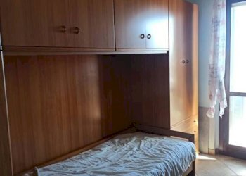 Camera da letto - Appartamento via Germano Ruggerone, 4, Trecate - foto 9