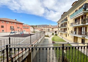 Balcone - Appartamento via Giovanni Trimaglio, 41/B, Busca - foto 1