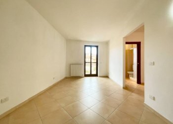 Camera da letto - Appartamento via Giovanni Trimaglio, 41/B, Busca - foto 8