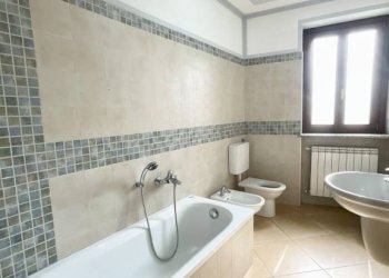 Bagno - Appartamento via Giovanni Trimaglio, 41/B, Busca - foto 24