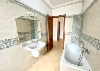 Bagno - Appartamento via Giovanni Trimaglio, 41/B, Busca - foto 25