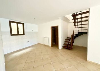 Cucina - Appartamento via Giovanni Trimaglio, 41/B, Busca - foto 35