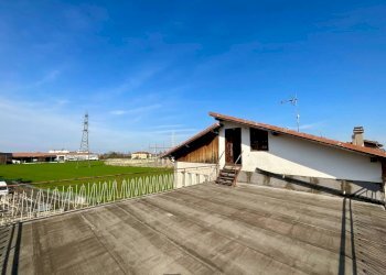 Terrazzo - Villa via Silvio Pellico, Busca - photo 35