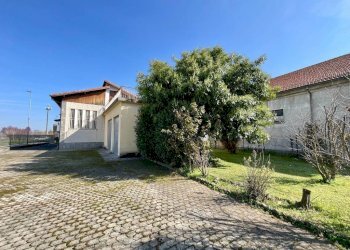 Giardino - Villa via Silvio Pellico, Busca - photo 47