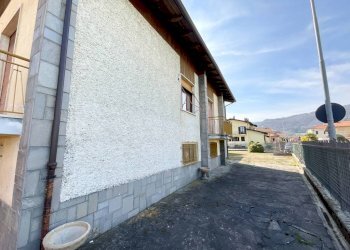 Facciata - Villa via Silvio Pellico, Busca - foto 23
