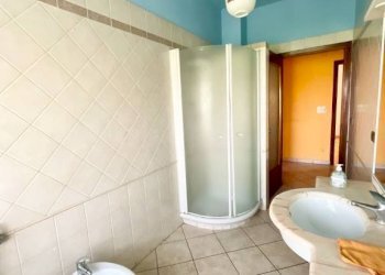 Bagno - Villa via Silvio Pellico, Busca - photo 11