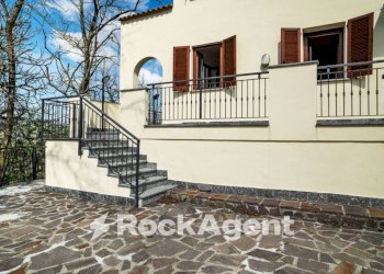 Facciata - Appartamento Frazione Camolino, Montesegale - foto 5