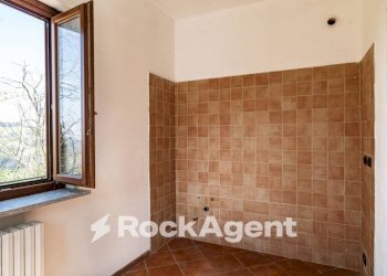 Salone - Appartamento Frazione Camolino, Montesegale - foto 14