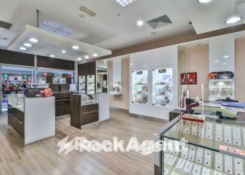 Interno non residenziale - Negozio via Amilcare Ponchielli, 23, Bologna (zona Savena) - foto 3