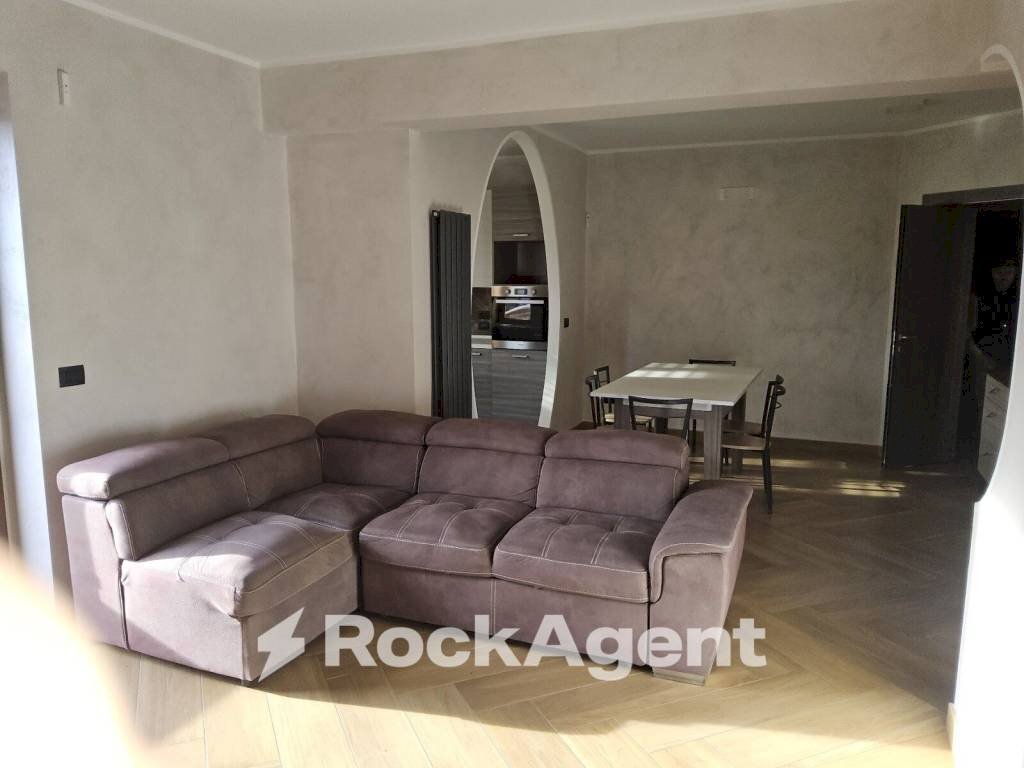 Salone - Villa a Schiera strada Statale 106 Jonica, 20, Camini - foto 2