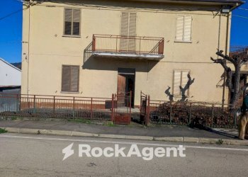 Facciata - Casa indipendente contrada Pianapuccia, Scafa - foto 2