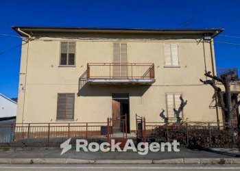 Facciata - Casa indipendente contrada Pianapuccia, Scafa - foto 3