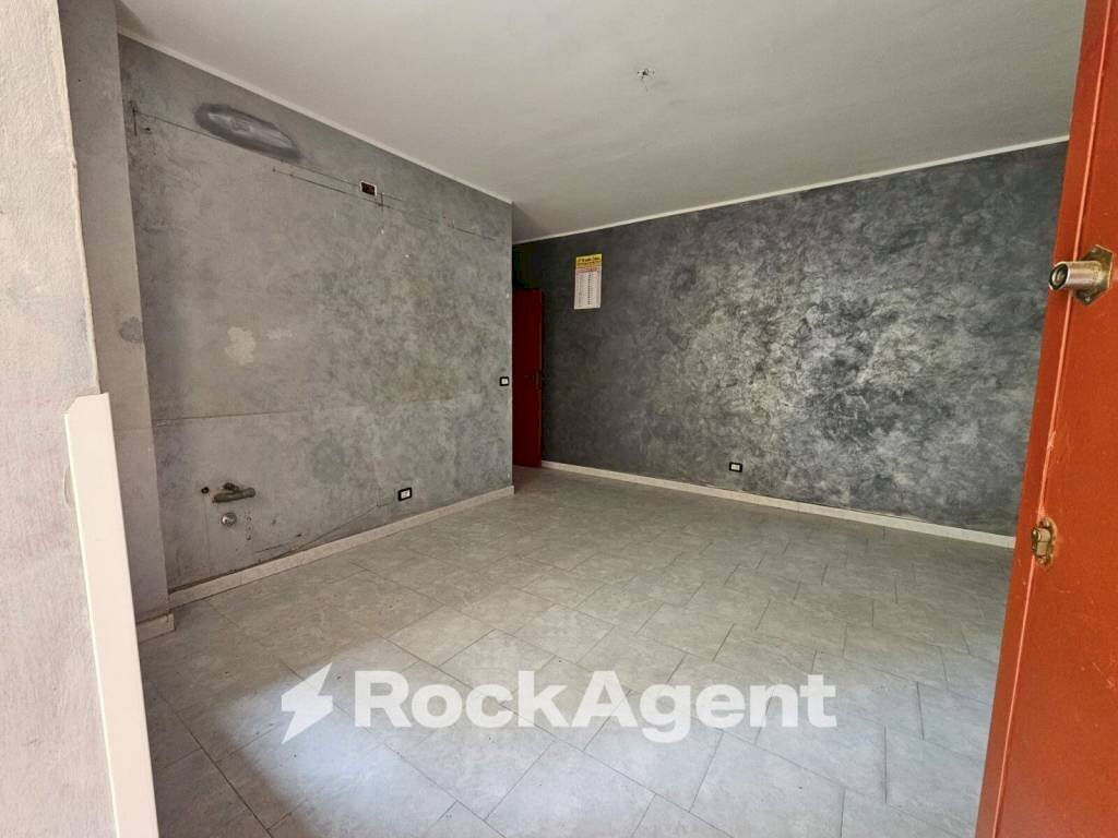 Cucina - Appartamento traversa Barlaam da Seminara, 52, Catanzaro - foto 3