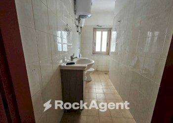 Bagno - Appartamento traversa Barlaam da Seminara, 52, Catanzaro - foto 7