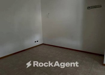 Camera da letto - Appartamento via del Villino, Alanno - foto 17