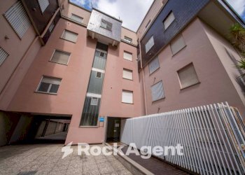 Cortile interno - Four-room apartment via Gavino Matta, 3, Sassari - photo 20
