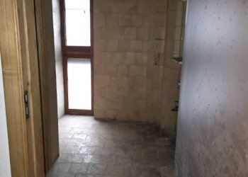 Stanza non arredata - Ufficio via Giacomo Matteotti, 29, Pozzuoli - foto 11