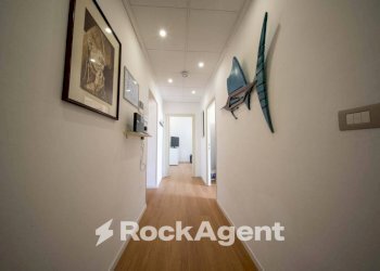 Corridoio - Appartamento via Grazia Deledda, 45, Alghero - foto 5