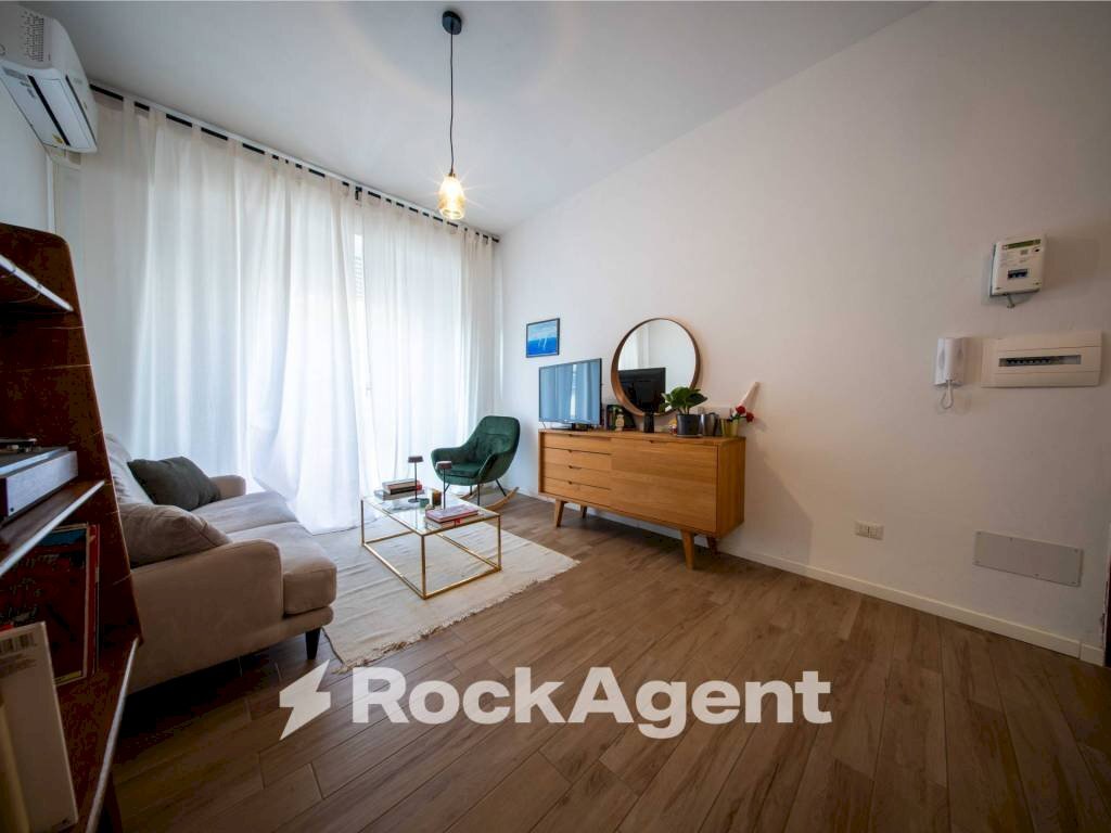 Camera da letto - Two-room apartment via Principessa Iolanda di Savoia, 60, Sassari - photo 3