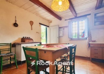 Salone - Rustic Frazione Montale, 136, Arcevia - photo 7