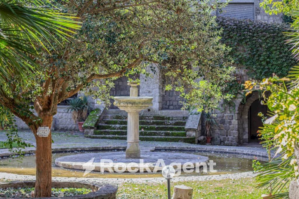 Giardino - Hotel via Vallecupa, 68, Viterbo - photo 2