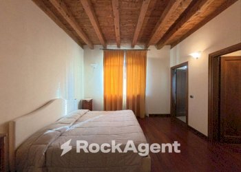 Camera da letto - Villa via I. Rabin, 59, Casalpusterlengo - foto 12