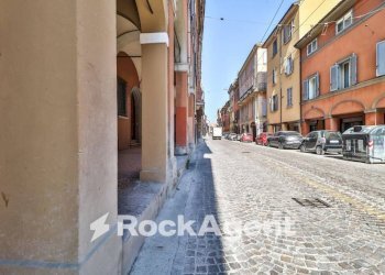 Zona - Food - Gastronomy Bologna (neighborhood Centro Storico) - photo 10