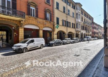 Zona - Food - Gastronomy Bologna (neighborhood Centro Storico) - photo 13