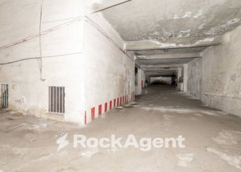 Magazzino - Garage - Autosilos - Parking via Pietro Maroncelli, 2-6, Catania - photo 4