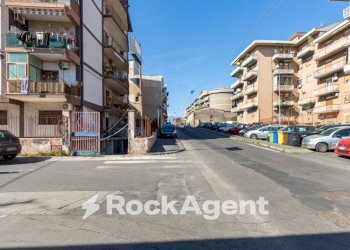 Zona - Garage - Autosilos - Parking via Pietro Maroncelli, 2-6, Catania - photo 26