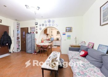 Salone - Appartamento vico Giannini, Genova (zona Centro Storico) - foto 3