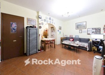 Salone - Appartamento vico Giannini, Genova (zona Centro Storico) - foto 4