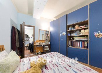 Camera da letto - Appartamento vico Giannini, Genova (zona Centro Storico) - foto 12
