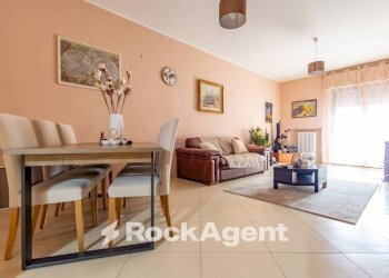 Salone - Quadrilocale via Sirleto, Catanzaro - foto 1